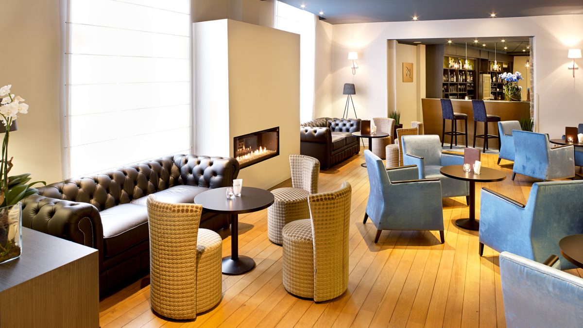 Radisson Balmoral : bar, lobby & restaurant