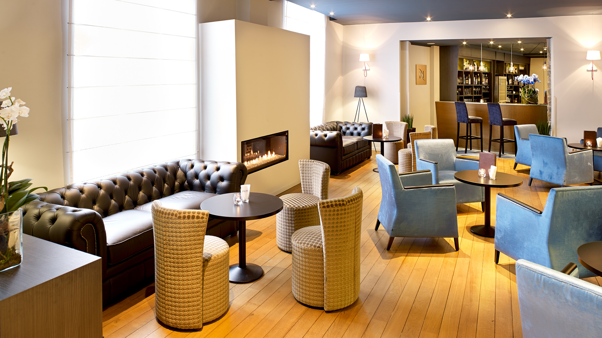 Radisson Balmoral : bar, lobby & restaurant
